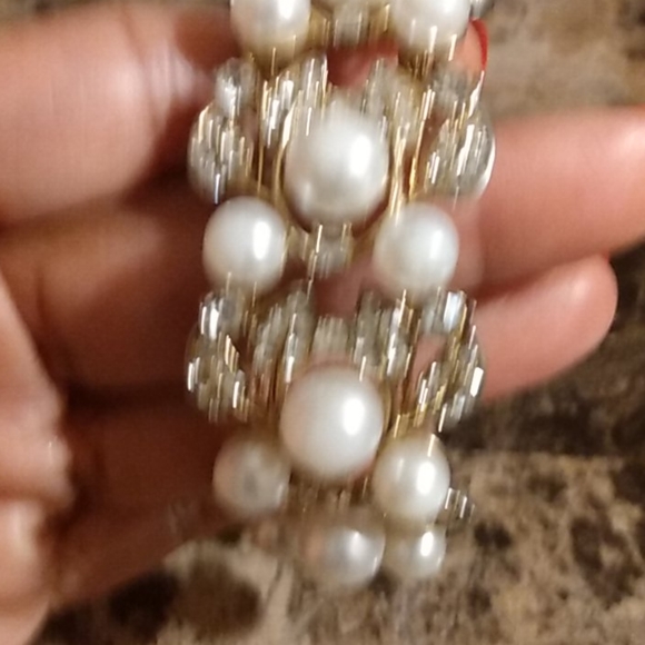 Bracket - Picture 2 of 3